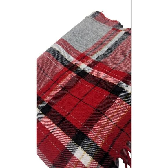 J. Crew Women's Warm Acrylic Plaid Shawl or Scarf - Picture 2 of 5